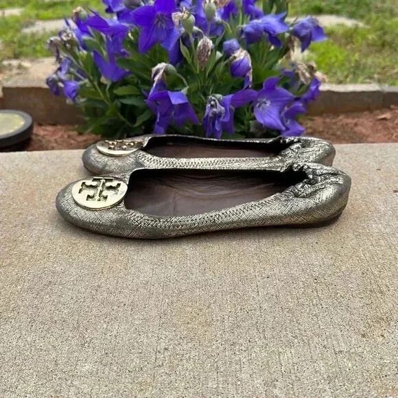 Tory Burch Metallic Flats - Picture 4 of 16